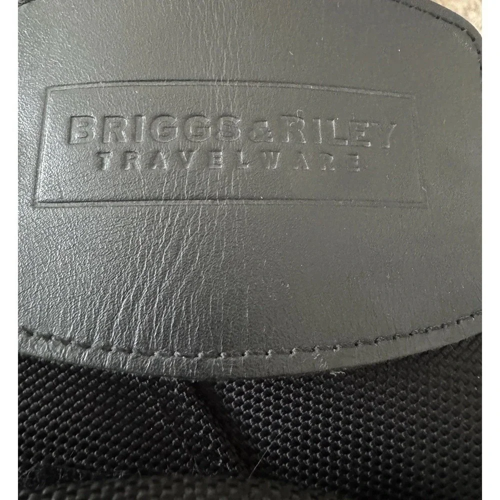 Briggs & Riley 24
